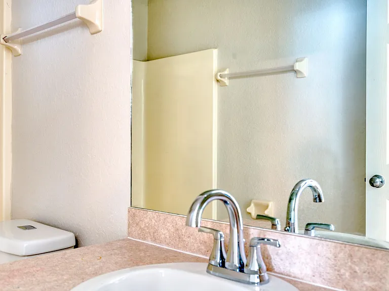 3435 NE 55th Ave — Photo 38