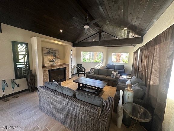 4th image of 8175 Arville St #218