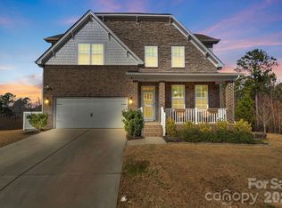 3015 Burton Point Ct, Waxhaw, NC 28173