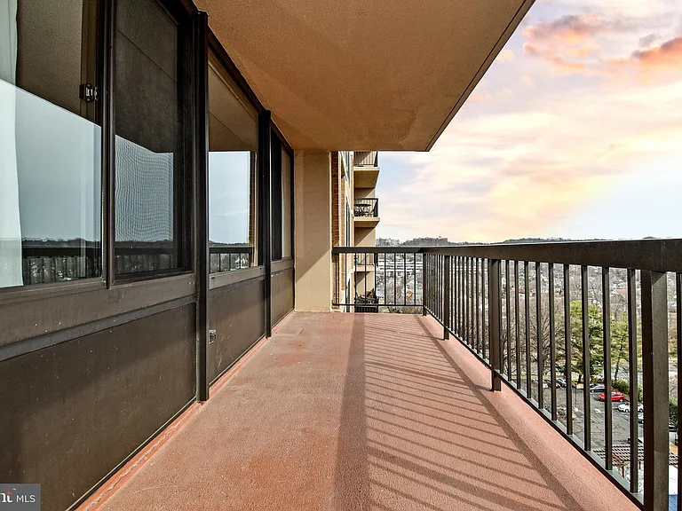 5500 Holmes Run Pkwy #1007 — Photo 28