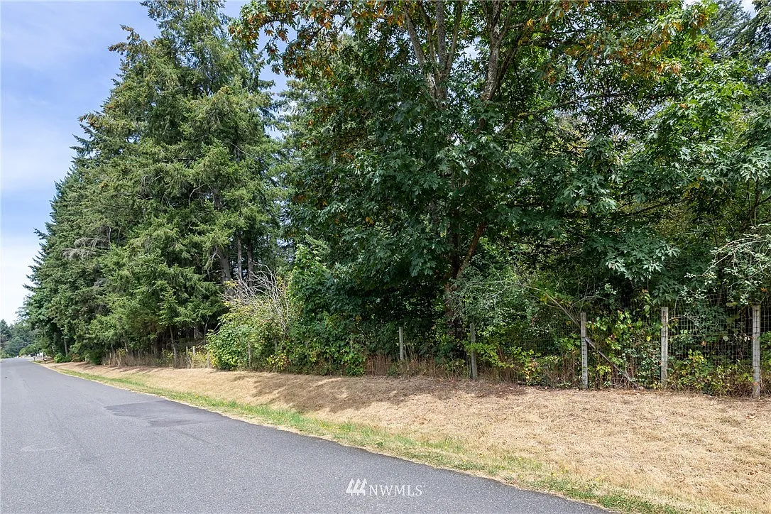 0 48th Avenue E photo 1