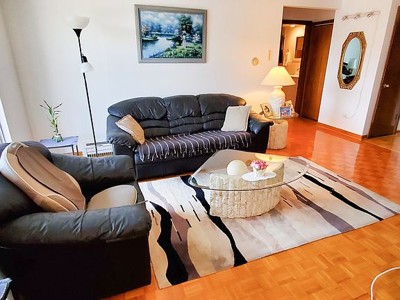3rd image of 10037 S Cicero Ave APT 307