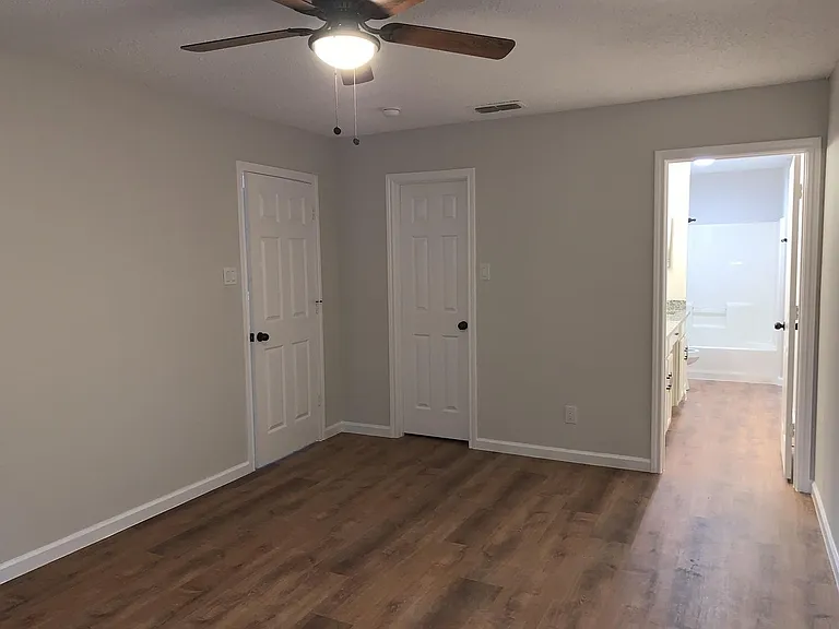 120 Plumthicket Ln — Photo 10