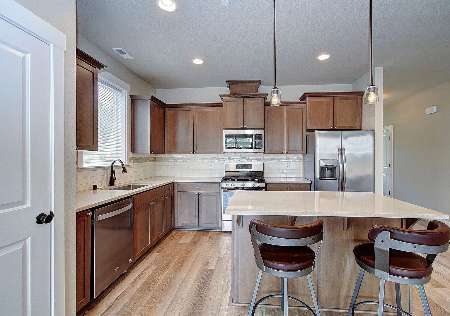 Single Level 3bd 2ba Home in Cul-de-sac — Photo 3