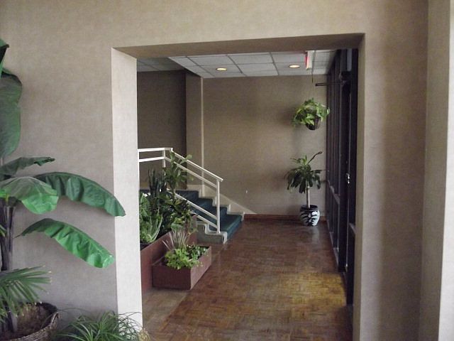 1st image of 224 W Beauregard Ave