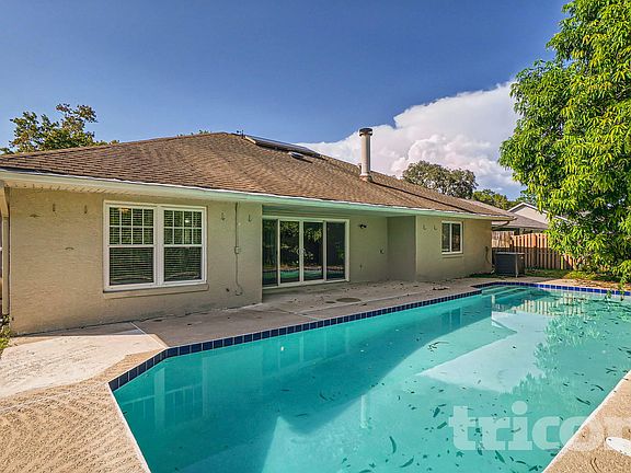 5th image of 361 Glenholly Ct