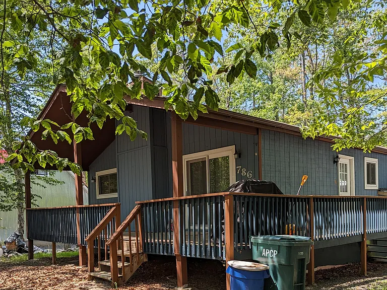 1763 Rolling Hills Dr — Photo 1
