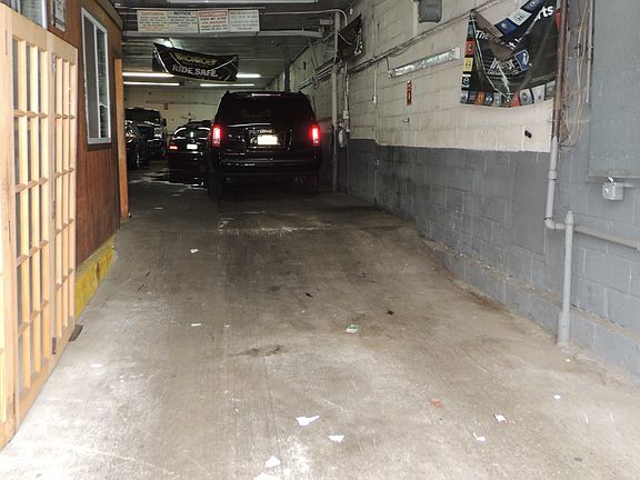 2nd image of 1510 Stillwell Avenue