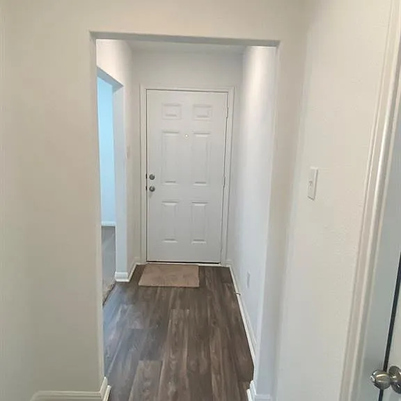 309 Riverdale Dr — Photo 1