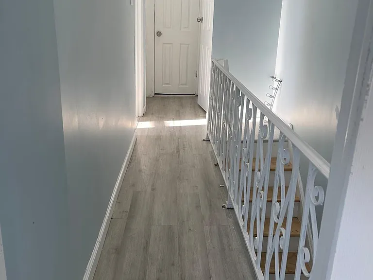 112 Staley Ave — Photo 13