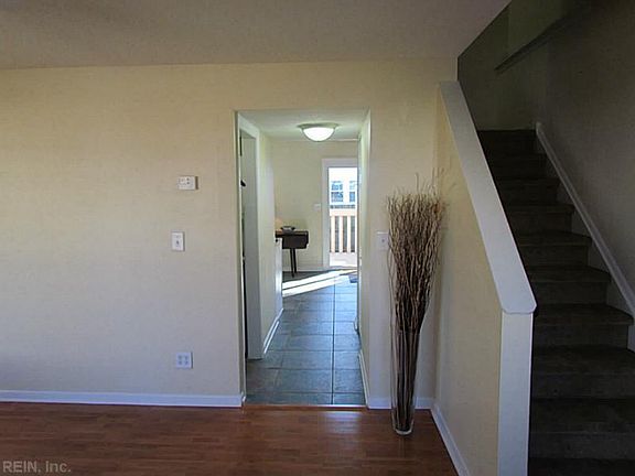 5th image of 3061 Breslaw Ct