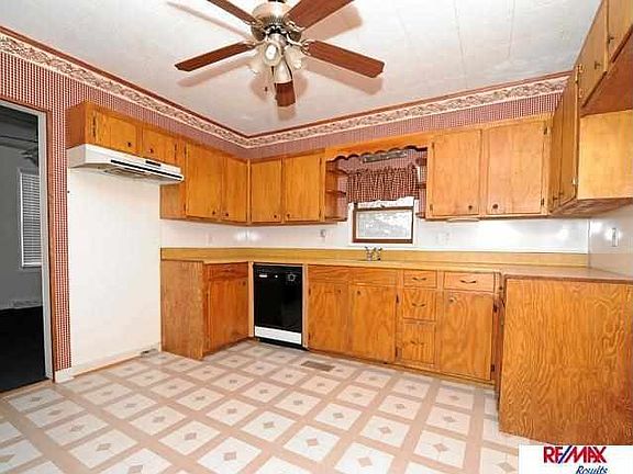 4th image of 1507 W Military Ave
