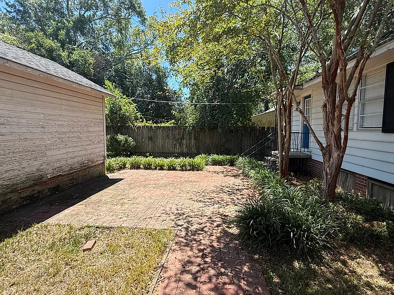 216 Stevens Dr — Photo 18