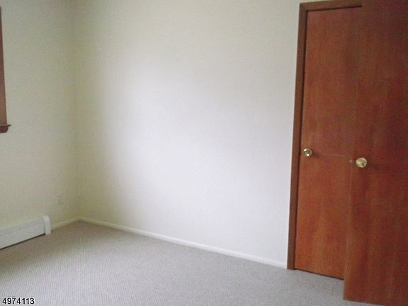 5th image of 112 Ringwood Ave