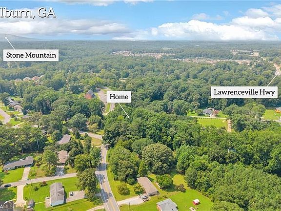 3rd image of 39 Harmony Grove Rd