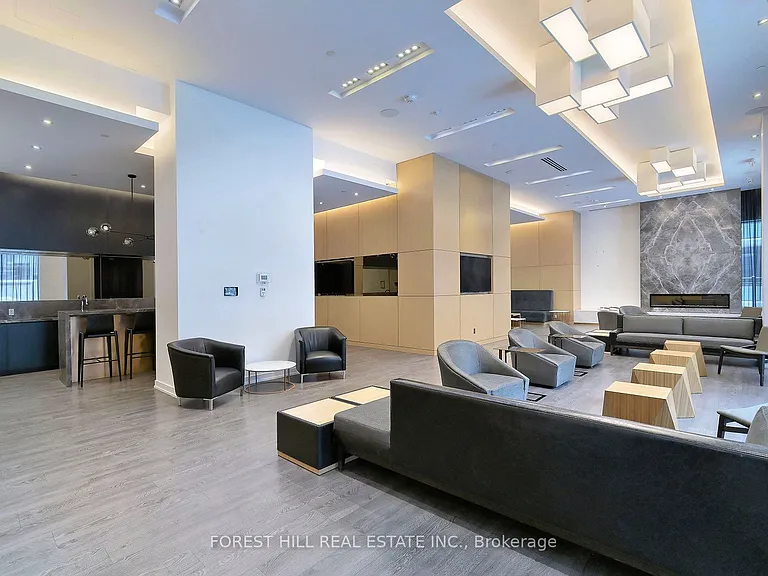 101 Erskine Ave #Penthouse 12 — Photo 33
