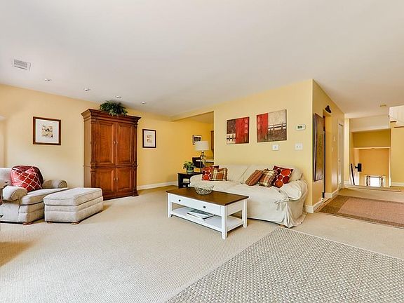 2nd image of 24 N Stone Mill Dr #1122