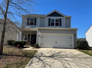 8415 Candlenut Ln, Charlotte, NC 28215