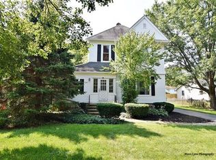 826 Fargo Blvd, Geneva, IL 60134