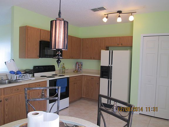 4th image of 969 Derbyshire Dr