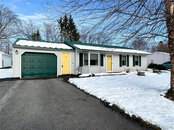 116 Rufus Cir, Syracuse, NY 13209