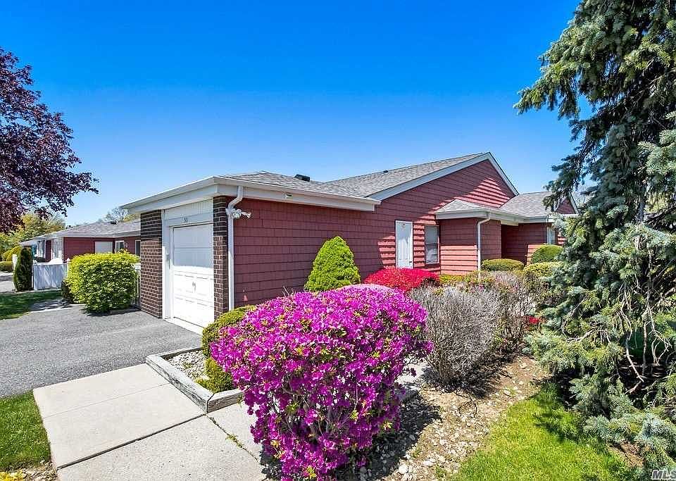 1st image of 501 Flair Ct W