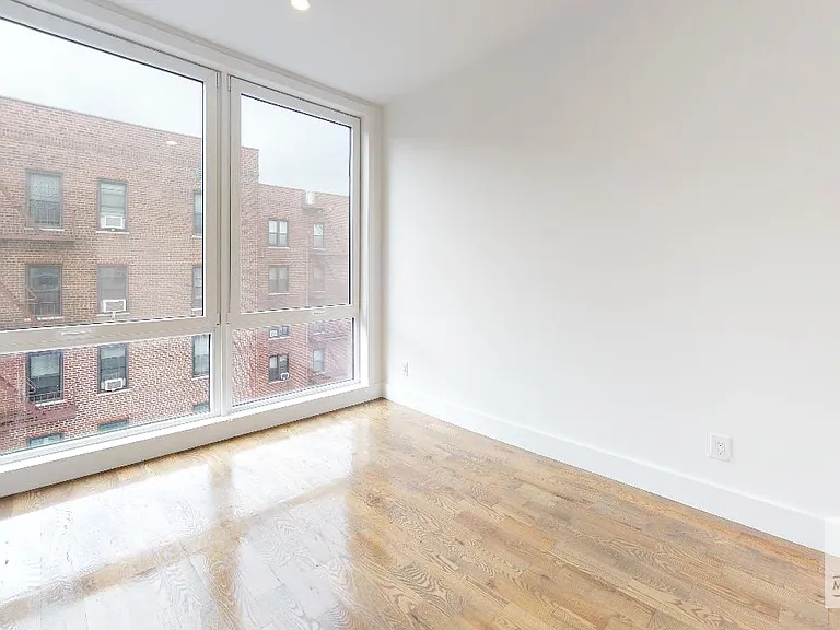 13828 Queens Blvd #4L — Photo 16