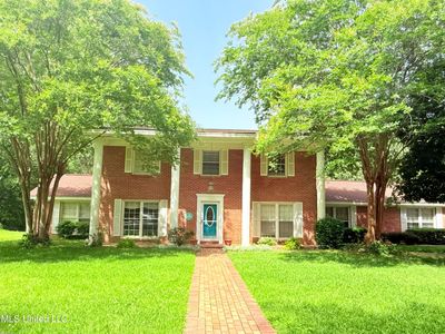 588 Robin Rd, Grenada, MS, 38901