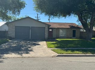 11009 White Sands St, Live Oak, TX 78233