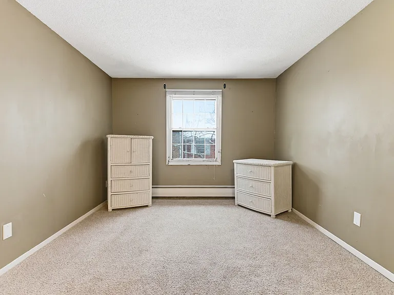 1023 Smetana Rd #6 — Photo 7