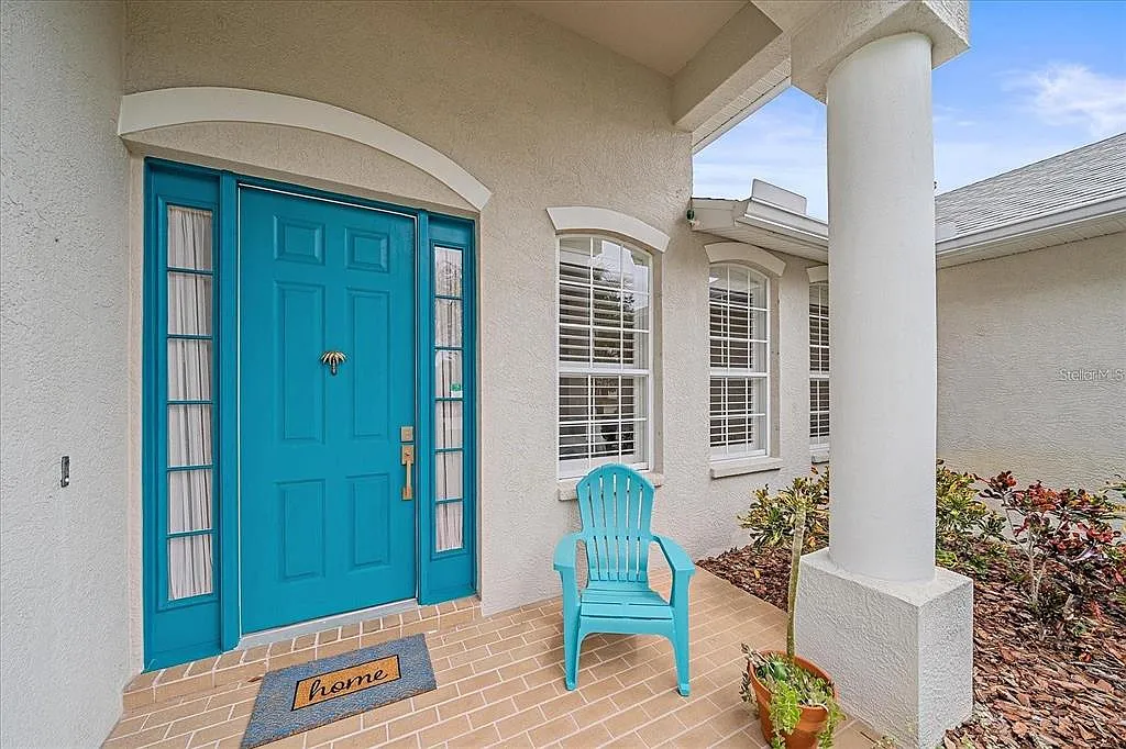 3 bed, 2.0 bath, 2015 sqft, $3,500 — Photo 3