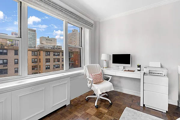 Sold by Compass | media 7