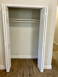 Rented by R New York