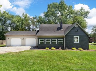 3903 Rainbow Dr, New Albany, IN 47150