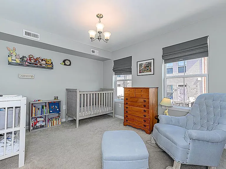 4618 Dillon Pl — Photo 18
