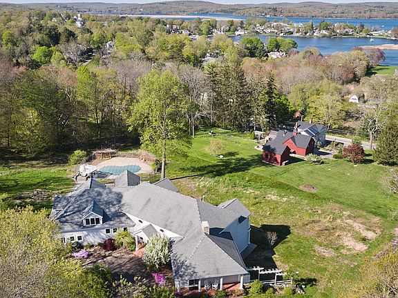 17 Stanford Hill Road