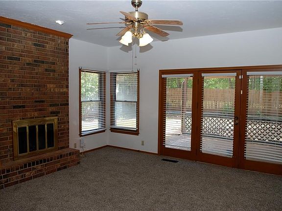 4th image of 12612 Trail Oaks Dr