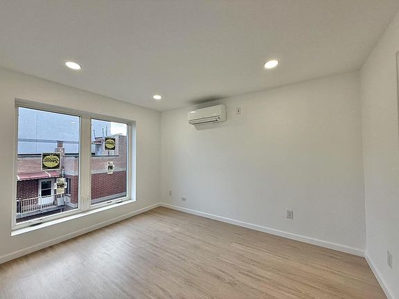 2nd image of 13450 Blossom Ave #5F