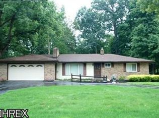 3242 Dowling Dr, Akron, OH 44333