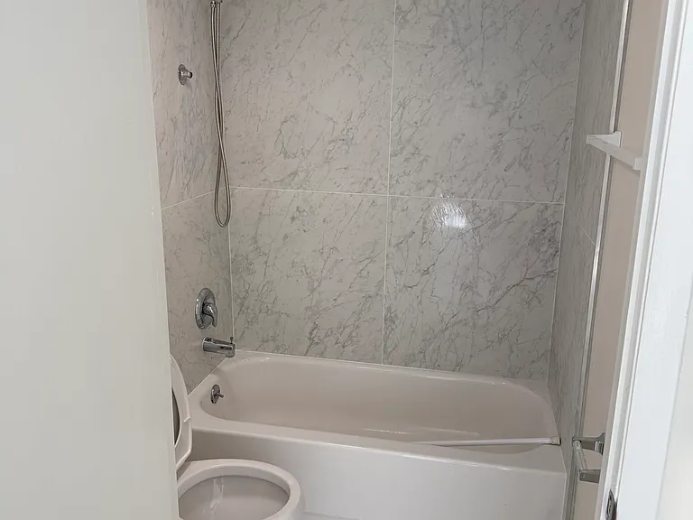 1673 Bay Rd #306 — Photo 21