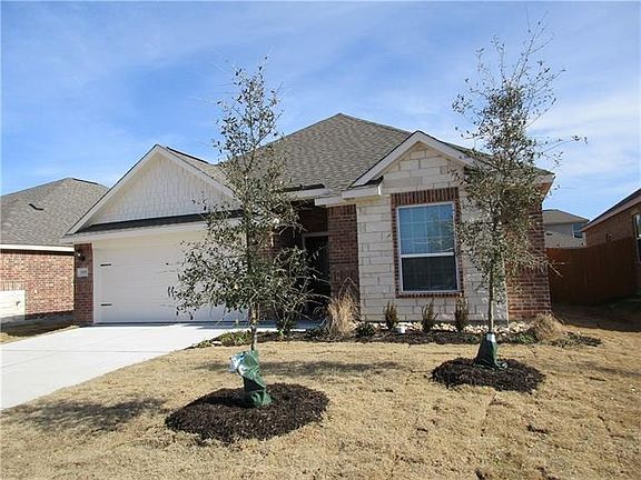 3rd image of 1616 Persimmon Dr