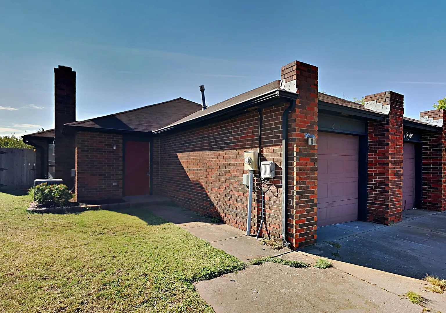 2 Bedroom 2 Bathroom Duplex with a Garage in Edmond Schools — Photo 1