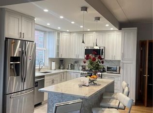 120 Oceana Dr W APT 3G, Brooklyn, NY 11235
