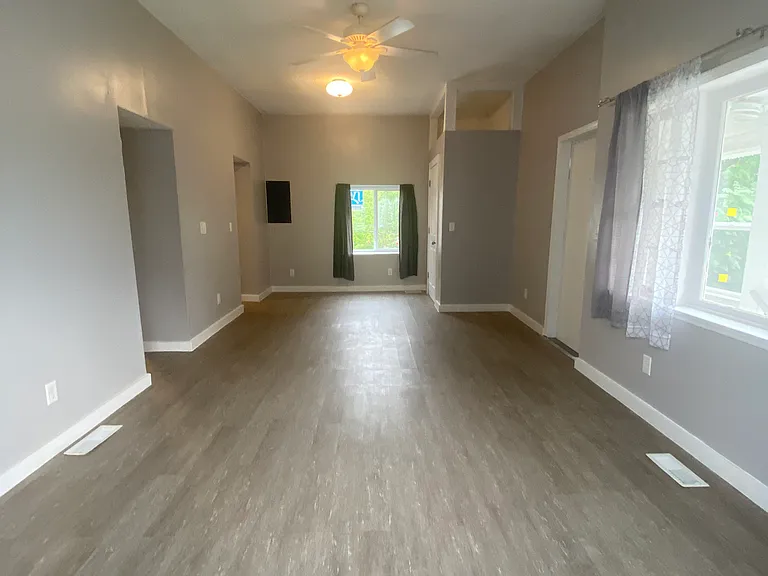 754 1st Ave #2 — Photo 18