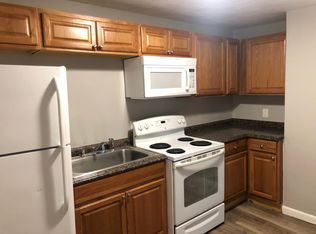 946 Walnut St #3, Fall River, MA 02720