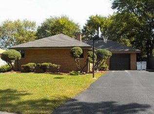 143 S Prairie Ave, Bloomingdale, IL 60108