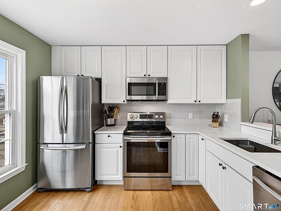 5th image of 102 Foxbridge Village Road #102