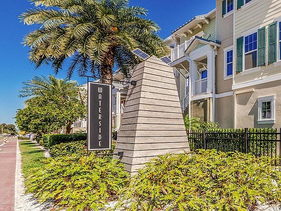 2nd image of 19915 Gulf Blvd Unit 603