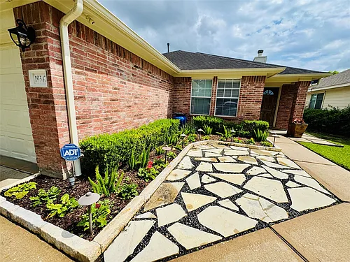 19347 Otter Trail Ct Photo 1