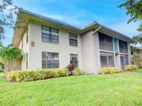 9810 Pineapple Tree Dr, Boynton Beach, FL